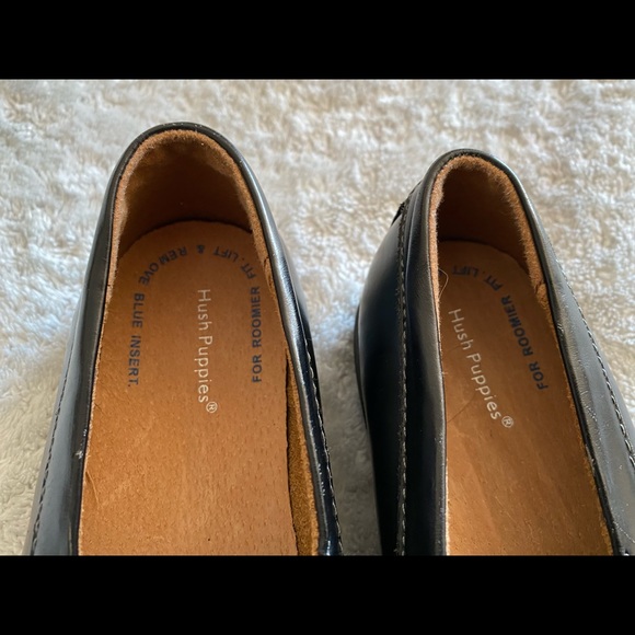 Hush Puppies size 2 black leather penny loafers - Picture 2 of 7